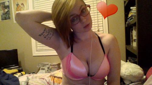 princessposeidon:Day 1 of more body appreciation! I got a new bra and my boobies are hella fine.  Su