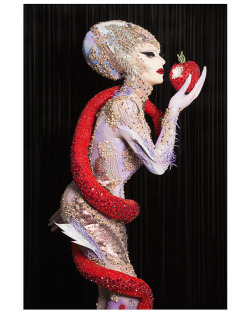 tr4nsf4t:  Sasha Velour photographed by Tanner