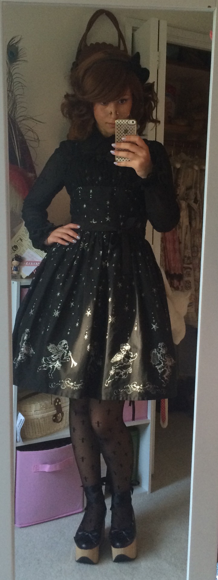 chadrickbearington:  Friday’s outfit for work~   