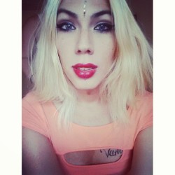 #Selfie #Blonde #Sexy #Cute #Girl #Bindi