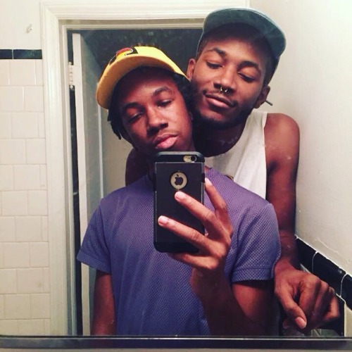 dicksandwhiches:  1mvu:  #blackout 💕💕  My bae and I 💞😍😘
