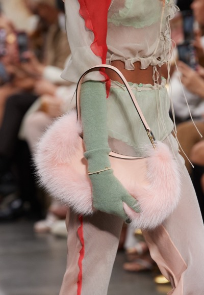 kill4yu:fendi bags from F/W 2022 that i adore. 