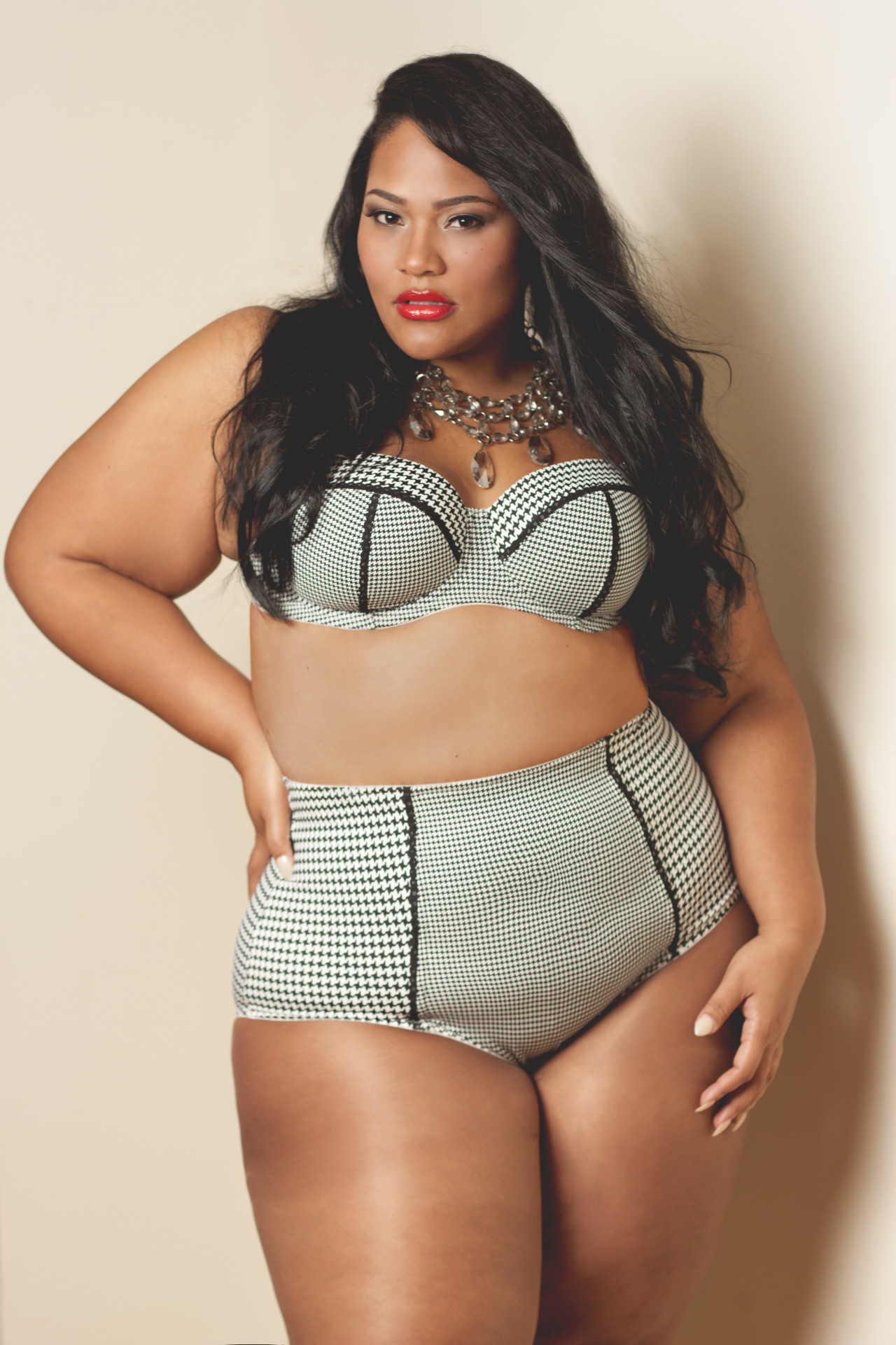 bigbeautifulblackgirls:  Photograph: Myahdellese Jones (M. Jones Imaging)  Model: