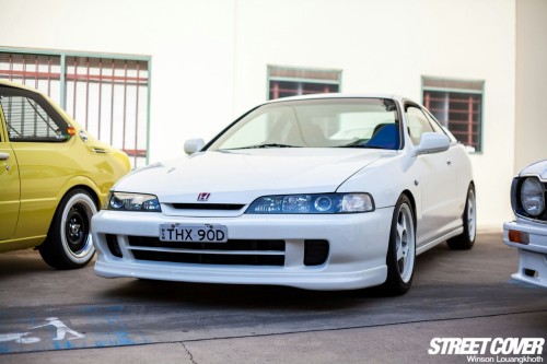 smoketrail:  Two clean Honda Integra Type Rs on regamaster evos 