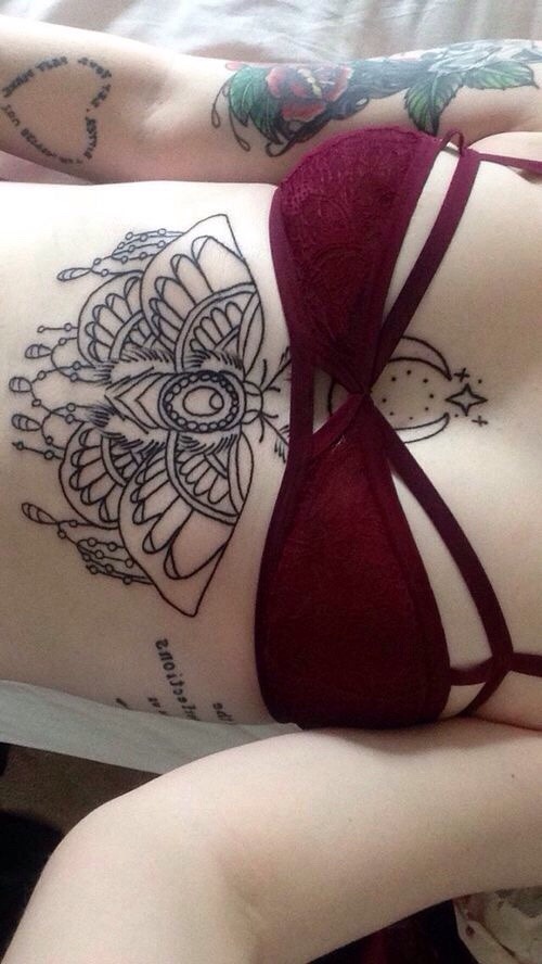 Beautiful Girls With Tattoos