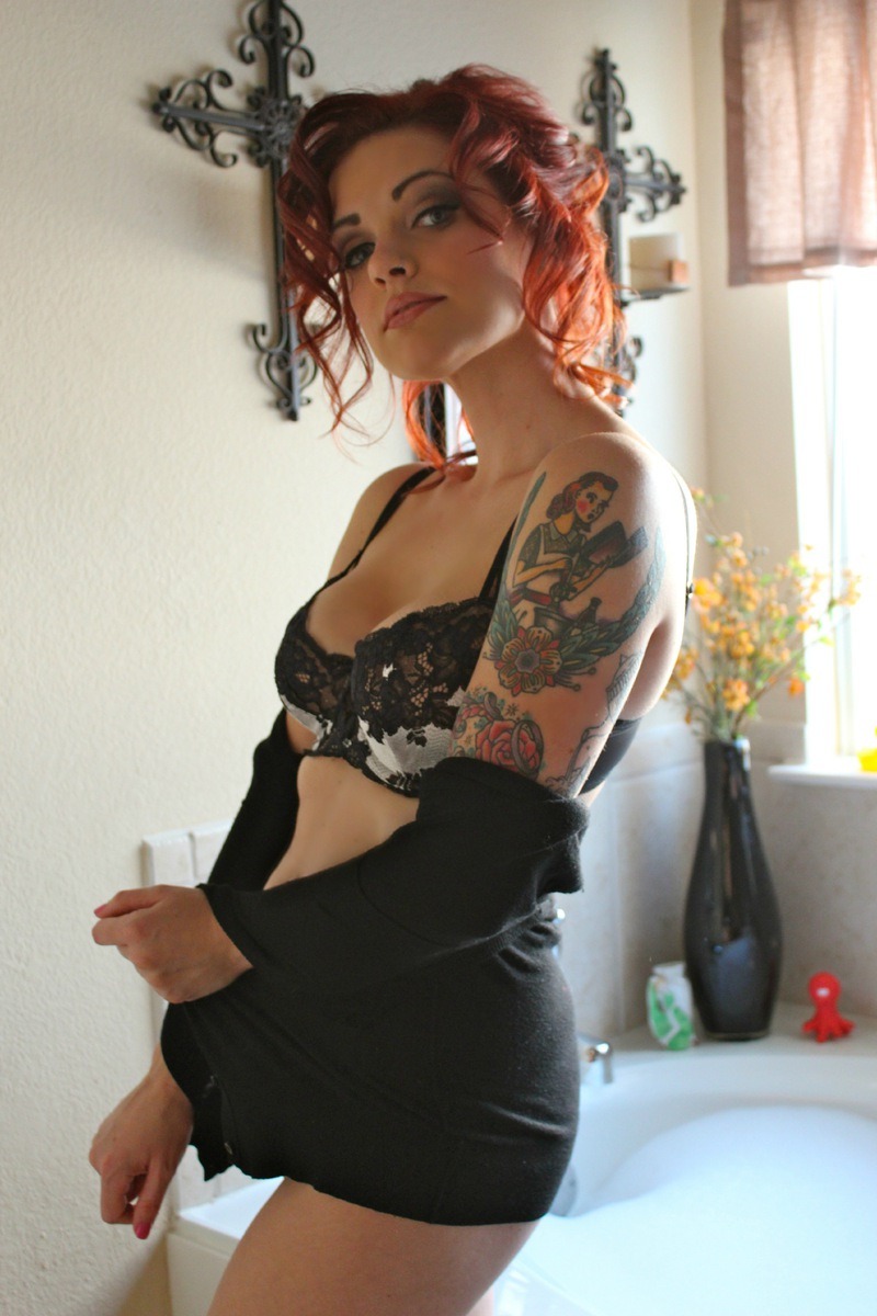 thedarksideofgruff:   Kodie - Bubble Guns  Click Here For More Suicide girls  