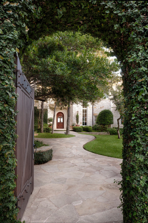 georgianadesign:  Austin, Texas residence. Via Wright Interiors. 