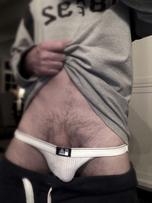 cumlisious:  Bijockboy … “So horny after practice want a hot wrestler to come sit on this” 😋Have seen this hottie on Tumblr for some time now 😜 He took the time to submit some pics. This should be rewarded 😜😜😜 Combination of a hot