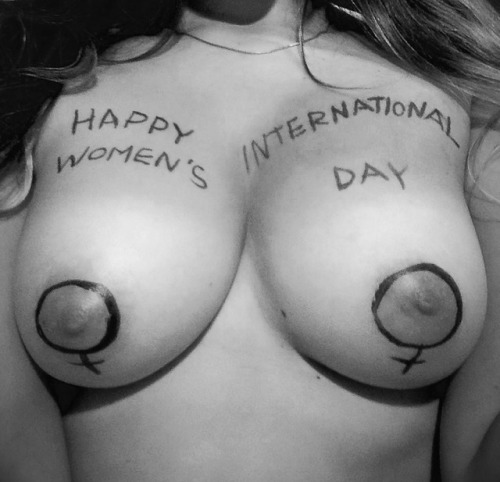 subwhorenextdoor: Celebrate the women in your life and all the women around the world. Respect women