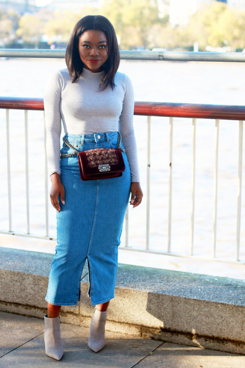 nicholealabi:  Mirror Me | Grey Crop Top, ASOS Denim Mom Skirt (love this wash&n