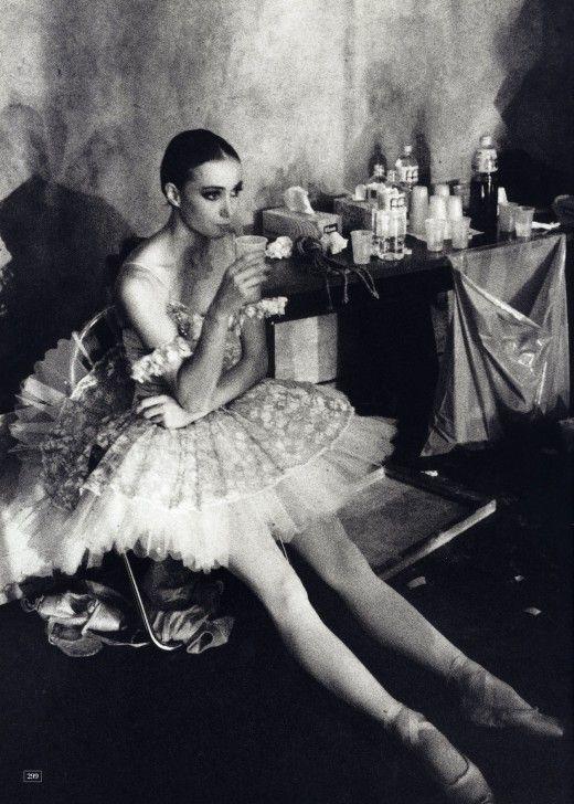 lasylphidedubolchoi:  Sylvie GuillemPhoto by ?
