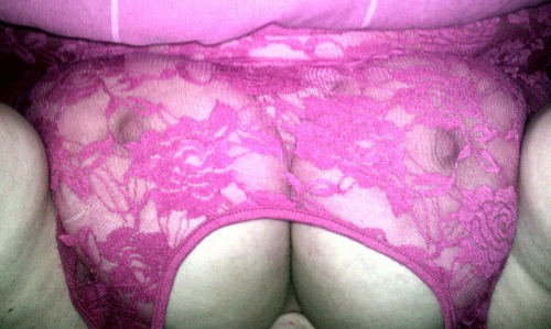 bbwslavedd:  Happy Easter!