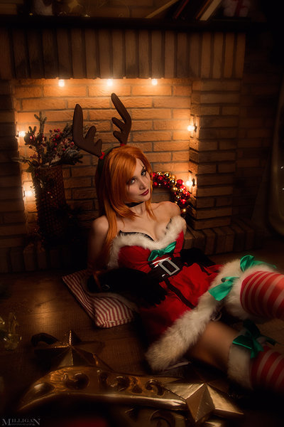 hotcosplaychicks:  Katarina - Slay belle by Mari-Evans Check out http://hotcosplaychicks.tumblr.com