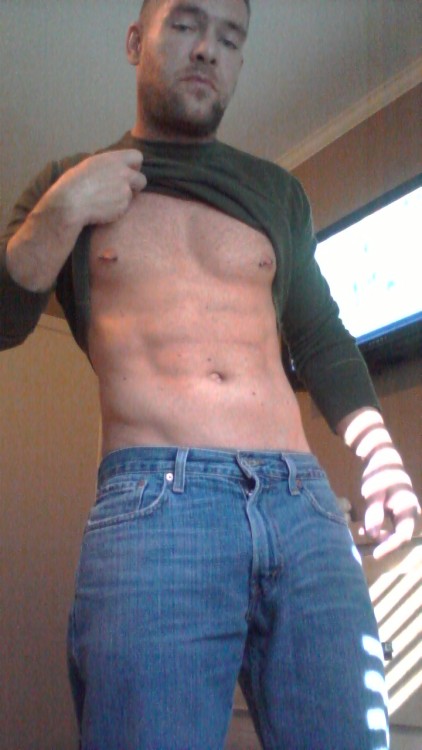 2sthboiz:  MMMMM HELLO DADDY 