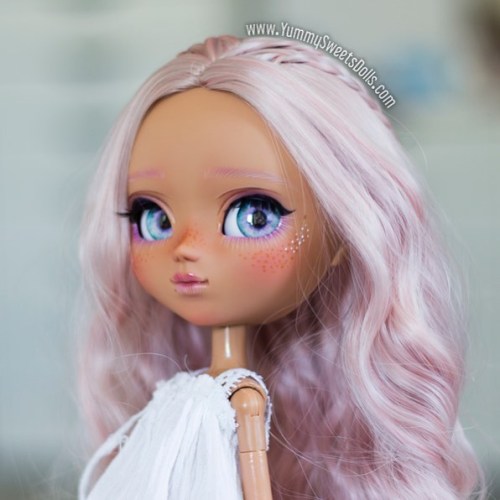 Ube Chiffon Cake is a sweetie pieShe should be heading home on Friday ^_^ #pullip #custompullip #f