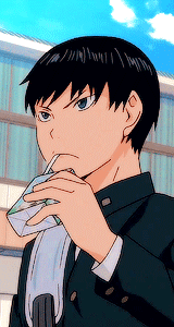 suzuyajuzoo:      Kageyama Tobio + Resting Bitch Face || for bertholdts↳   RBF