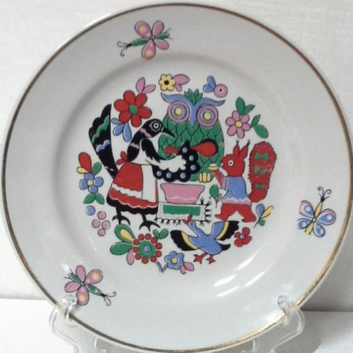 sovietpostcards:Vintage Soviet dinner plates with kids design. Aren’t they the cutest?!