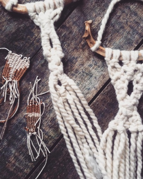 wolftea:Learning new things with yarn and threads ❤️