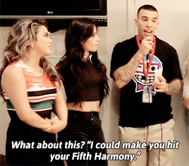 camilasjaureguis:  Corny pick up lines: Lauren being the only one to catch the innuendo.