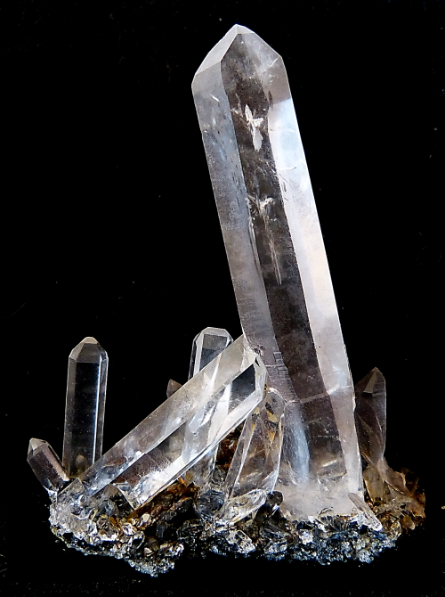 rockon-ro:QUARTZ (Silicon Dioxide) crystal cluster from Minas Gerais, Brazil.