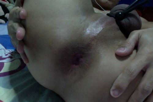 assman-69:boybeside:byrankhoo:merlionboys:onlysporemen:muscle-sex-perfection:justshootit:Cuz Nick Ch