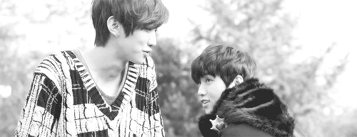 I have a crush on Shin Dongwoo