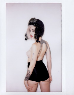  ALYSHA NETT BY WALNUTWAX  http://alysha.tumblr.com