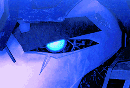 TFP Optimus Prime Literally Has The Dad Face.. Please Hear Me Out