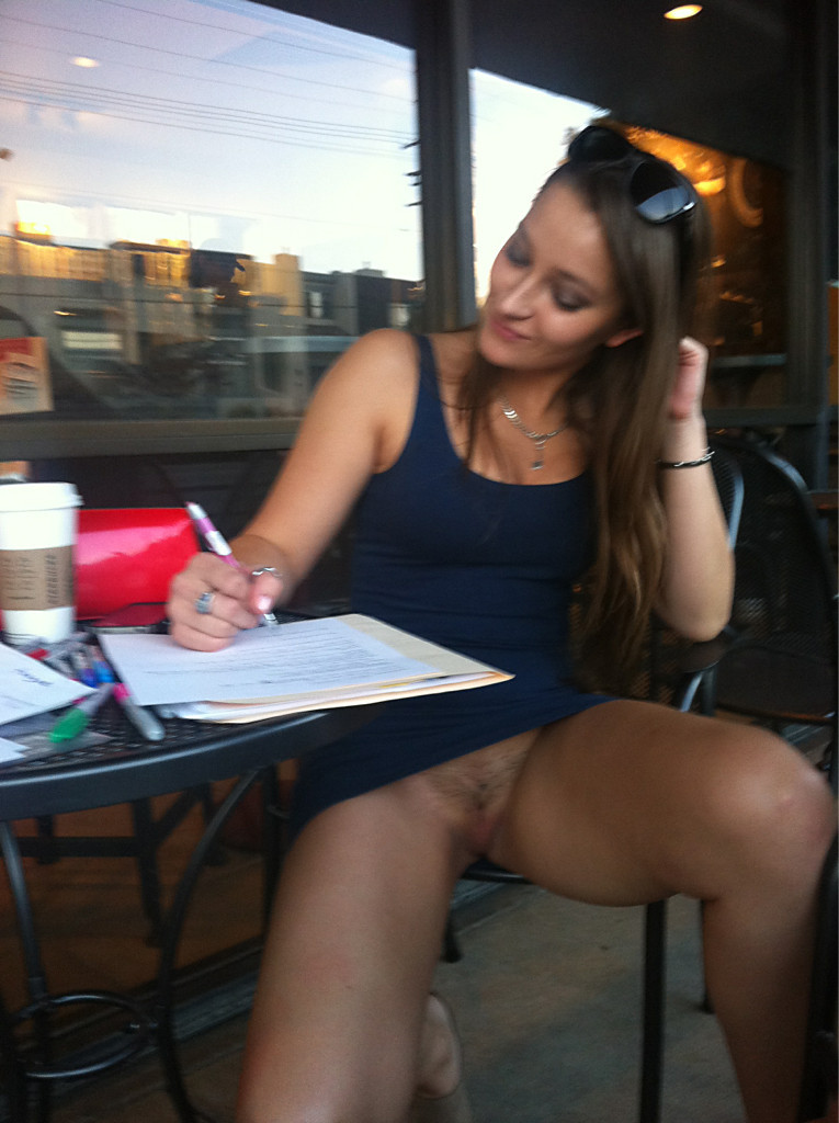 spreadpussies:  Nice upskirt. I just reached over 8500 followers. A big thanks to