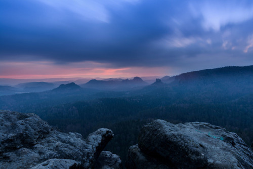 Blue mountains by derliebewolf