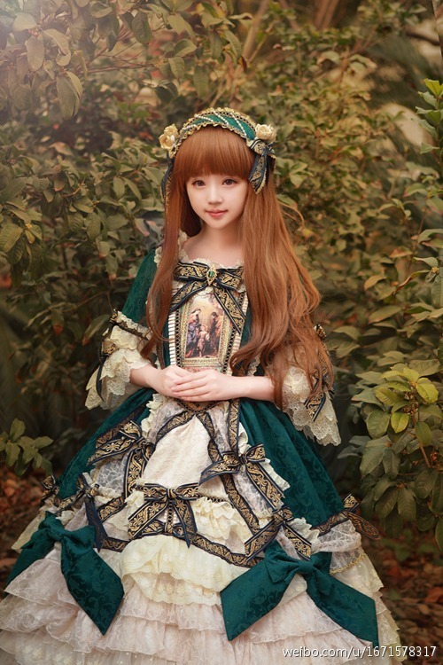 vandariwuuuuutcosplay:  CN: 橘玄叶MACX邪恶的小芽