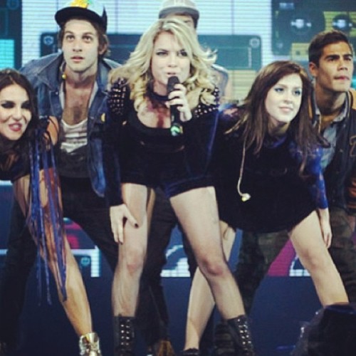 princessdocheiro:  Obrigada Sampa! Nossa despedida aqui foi tudo de bom! Vai deixar saudades! - @lua_blanco 
