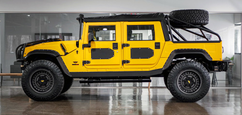 Hummer M1-R H1, 2021, by Mil-Spec Automotive. A restomod Hummer H1 with an 800hp 6.6-litre Duramax d