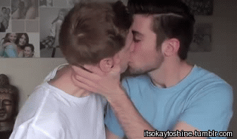 itsokaytoshine:  Aaron and Mitch do the boyfriend tag! Video here! 