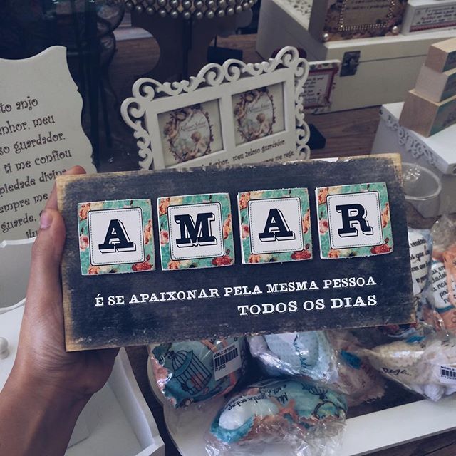 Mãe, errado é não amar.