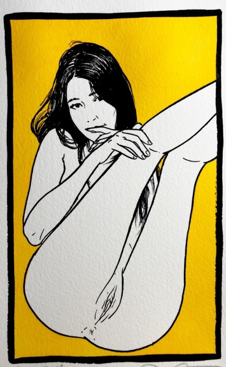 i-hate-the-beach: simplesexylines: Did some drawings of @i-hate-the-beach I was drawn so cool