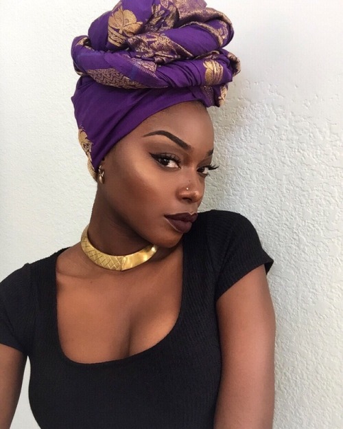 realdwntomars:West African girl.