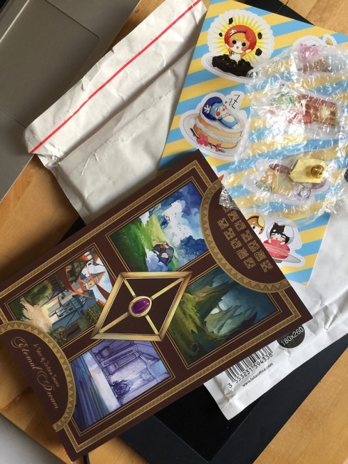 applegelstore: IMPORTANT ANNOUNCEMENT MY @zinestiria CONTRIBUTOR COPY ARRIVED TODAYPERKS OF LIVING I