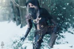 cosplay-ladies:Snow Rogue by Alternate History https://goo.gl/pAi7Pv