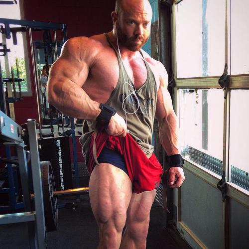 slickpenguin:  Shane Devison