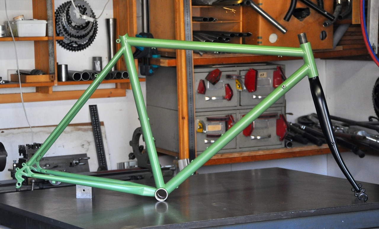 Woordenlijst Demon Odysseus WiND cycleworks - FRAME-MAKEOVER (inclusief poedercoat)