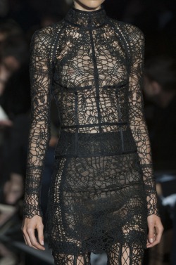 vomitus-creeper:  highqualityfashion:   Tom Ford SS 14   Fuck 