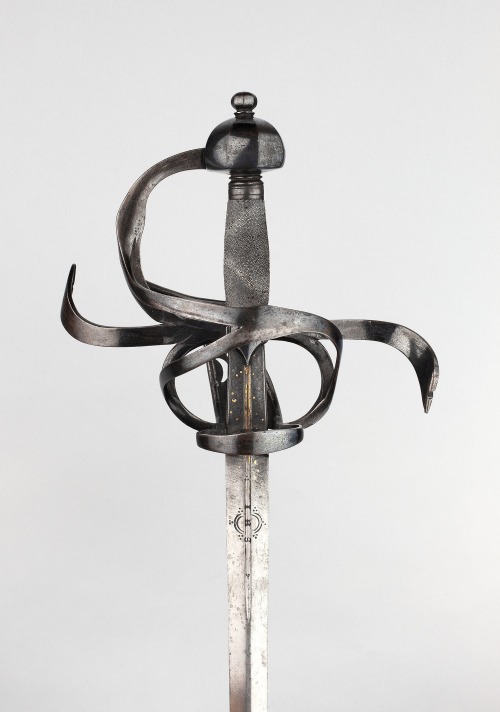 Rapier of the Guard of the Duke-Electors of Saxony, circa 1590-1600.from The Art Institute of Chicag