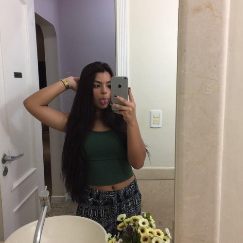 http://streetgrl.tumblr.com/post/157420009317
