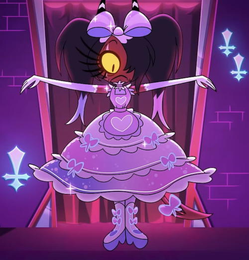 I Saw This Outfit And Immediately Thought Of Velvette So Now I Have To Curse All Of You With This Idea