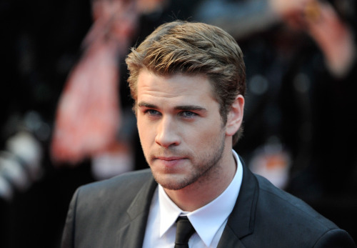 Liam Hemsworth attends the ‘Jimmy P. (Psychotherapy Of A Plains Indian)’ Premiere on May
