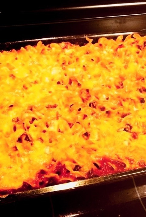 Pasta And Noodles - Chili Casserole With Egg NoodlesChili Goes A Step Further In This Recipe Which Has