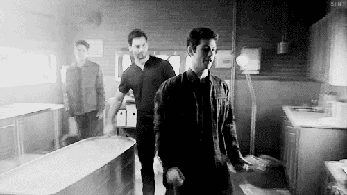 sinyhale:hobrien @ set of season 3a