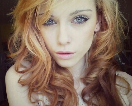 jelllyfox:  Love my hair 