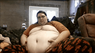 corpulentchronicles:  0nigum0:  Some more gis of me bouncing the belly around a bit.